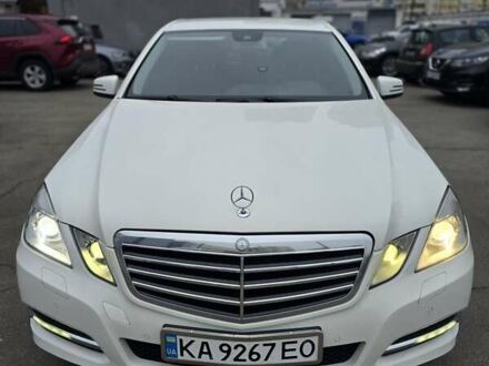 Білий Мерседес Е-Клас, об'ємом двигуна 2.14 л та пробігом 288 тис. км за 10800 $, фото 1 на Automoto.ua