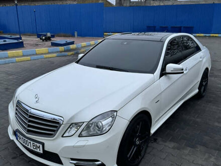 Білий Мерседес Е-Клас, об'ємом двигуна 2.99 л та пробігом 114 тис. км за 19500 $, фото 1 на Automoto.ua