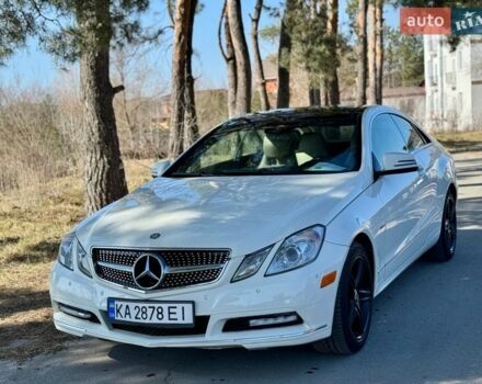 Белый Мерседес Е-Класс, объемом двигателя 3.5 л и пробегом 247 тыс. км за 10999 $, фото 1 на Automoto.ua