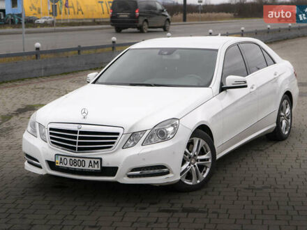 Белый Мерседес Е-Класс, объемом двигателя 2.14 л и пробегом 214 тыс. км за 15300 $, фото 1 на Automoto.ua