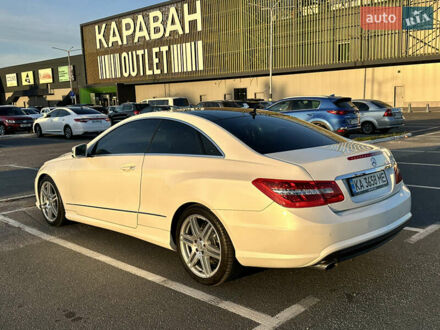 Білий Мерседес Е-Клас, об'ємом двигуна 1.8 л та пробігом 115 тис. км за 15000 $, фото 1 на Automoto.ua