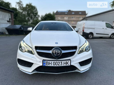 Мерседес Е-Класс 2013 в Одессе на Automoto.ua Белый Мерседес Е-Класс, объемом двигателя 2.2 л и пробегом 95 тыс. км за 25000 $, фото 1 на Automoto.ua