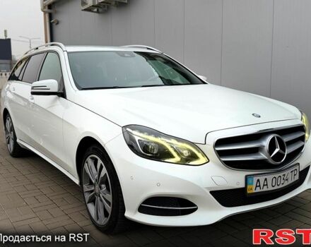 Белый Мерседес Е-Класс, объемом двигателя 2.2 л и пробегом 318 тыс. км за 14300 $, фото 1 на Automoto.ua