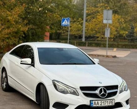 Білий Мерседес Е-Клас, об'ємом двигуна 2.14 л та пробігом 102 тис. км за 20000 $, фото 1 на Automoto.ua