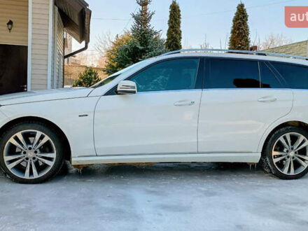 Білий Мерседес Е-Клас, об'ємом двигуна 2.2 л та пробігом 330 тис. км за 17700 $, фото 1 на Automoto.ua