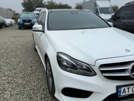 Мерседес Е-Класс 2014 в Ивано-Франковске на Automoto.ua Белый Мерседес Е-Класс, объемом двигателя 2.14 л и пробегом 221 тыс. км за 20500 $, фото 1 на Automoto.ua