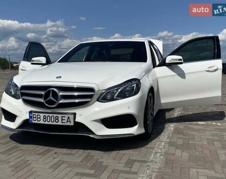 Білий Мерседес Е-Клас, об'ємом двигуна 2 л та пробігом 83 тис. км за 20000 $, фото 1 на Automoto.ua