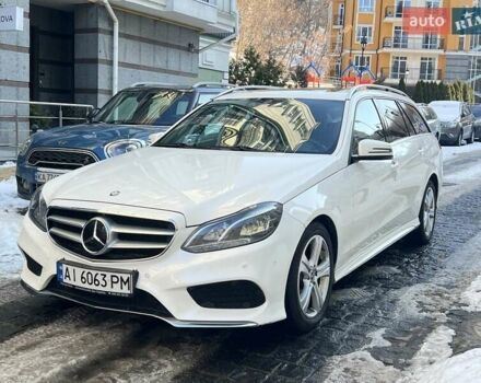 Белый Мерседес Е-Класс, объемом двигателя 2 л и пробегом 167 тыс. км за 14800 $, фото 1 на Automoto.ua