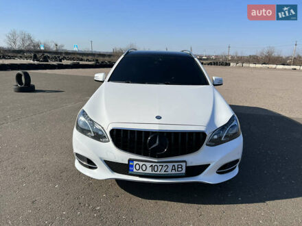 Мерседес Е-Клас 2014 у Одесі на Automoto.ua Білий Мерседес Е-Клас, об'ємом двигуна 2.2 л та пробігом 405 тис. км за 16700 $, фото 1 на Automoto.ua