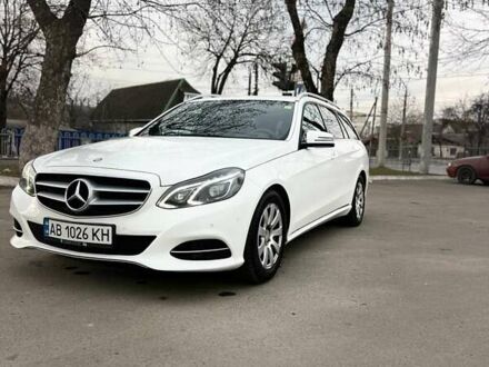 Мерседес Е-Класс 2015 в Виннице на Automoto.ua Белый Мерседес Е-Класс, объемом двигателя 2.14 л и пробегом 254 тыс. км за 18500 $, фото 1 на Automoto.ua