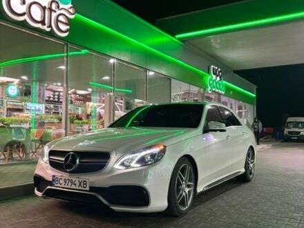 Білий Мерседес Е-Клас, об'ємом двигуна 2.1 л та пробігом 213 тис. км за 21000 $, фото 1 на Automoto.ua