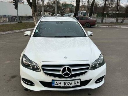 Білий Мерседес Е-Клас, об'ємом двигуна 2.1 л та пробігом 260 тис. км за 17000 $, фото 1 на Automoto.ua