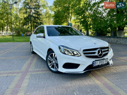 Мерседес Е-Класс 2015 в Киеве на Automoto.ua Белый Мерседес Е-Класс, объемом двигателя 2.14 л и пробегом 197 тыс. км за 18700 $, фото 1 на Automoto.ua
