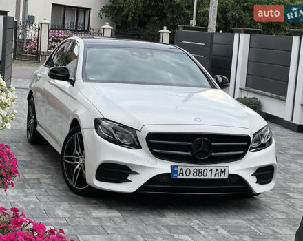 Белый Мерседес Е-Класс, объемом двигателя 2.99 л и пробегом 205 тыс. км за 34900 $, фото 1 на Automoto.ua