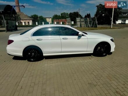 Білий Мерседес Е-Клас, об'ємом двигуна 1.99 л та пробігом 126 тис. км за 24000 $, фото 1 на Automoto.ua