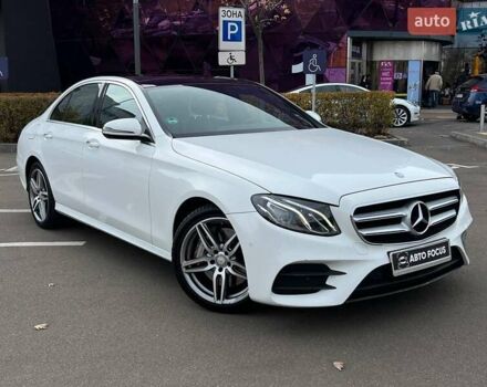 Білий Мерседес Е-Клас, об'ємом двигуна 3 л та пробігом 86 тис. км за 35990 $, фото 1 на Automoto.ua