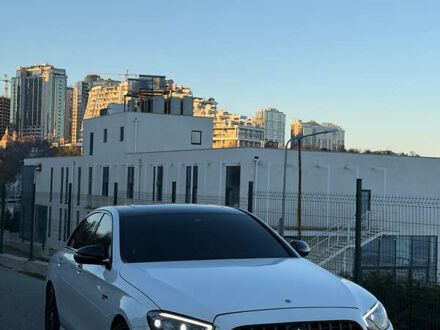 Білий Мерседес Е-Клас, об'ємом двигуна 3 л та пробігом 115 тис. км за 38500 $, фото 1 на Automoto.ua