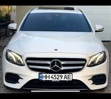 Білий Мерседес Е-Клас, об'ємом двигуна 1.99 л та пробігом 74 тис. км за 30000 $, фото 1 на Automoto.ua