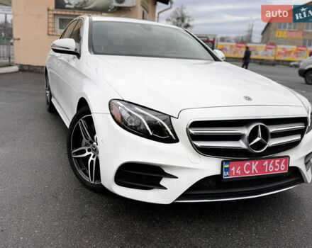 Белый Мерседес Е-Класс, объемом двигателя 1.99 л и пробегом 141 тыс. км за 26950 $, фото 1 на Automoto.ua