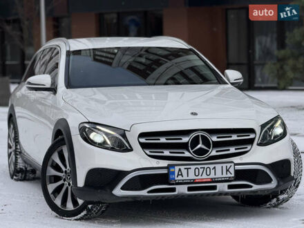 Білий Мерседес Е-Клас, об'ємом двигуна 2 л та пробігом 280 тис. км за 26499 $, фото 1 на Automoto.ua