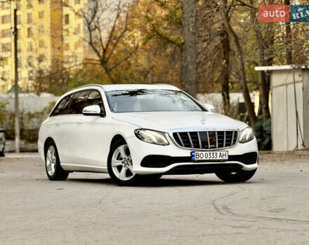 Белый Мерседес Е-Класс, объемом двигателя 2.14 л и пробегом 366 тыс. км за 22999 $, фото 1 на Automoto.ua