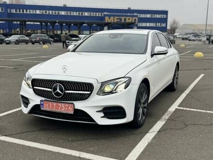 Білий Мерседес Е-Клас, об'ємом двигуна 2 л та пробігом 89 тис. км за 33499 $, фото 1 на Automoto.ua