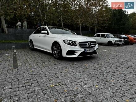 Мерседес Е-Клас 2018 у Одесі на Automoto.ua Білий Мерседес Е-Клас, об'ємом двигуна 1.6 л та пробігом 119 тис. км за 30000 $, фото 1 на Automoto.ua