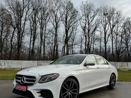 Белый Мерседес Е-Класс, объемом двигателя 1.99 л и пробегом 121 тыс. км за 25000 $, фото 1 на Automoto.ua