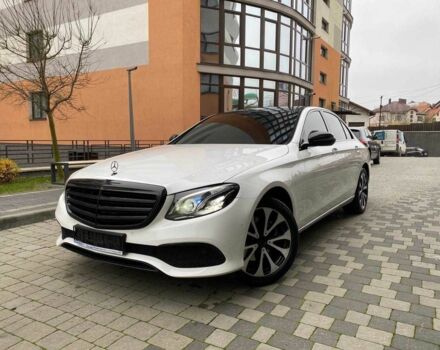 Білий Мерседес Е-Клас, об'ємом двигуна 2 л та пробігом 213 тис. км за 29900 $, фото 1 на Automoto.ua