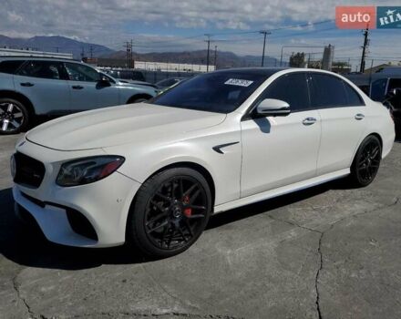 Білий Мерседес Е-Клас, об'ємом двигуна 3.98 л та пробігом 84 тис. км за 30000 $, фото 1 на Automoto.ua