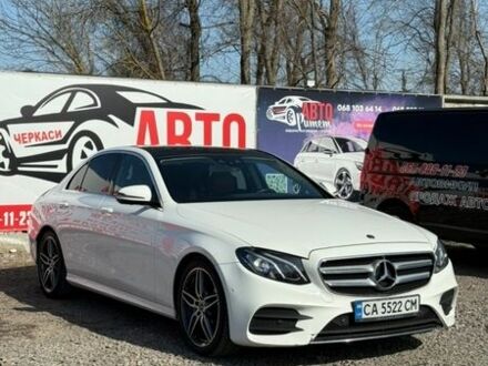 Белый Мерседес Е-Класс, объемом двигателя 1.6 л и пробегом 120 тыс. км за 32500 $, фото 1 на Automoto.ua