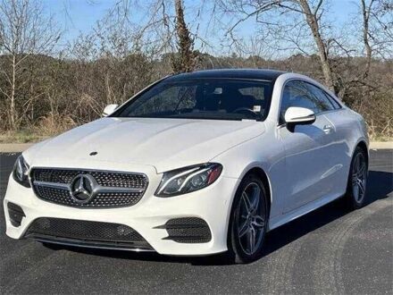 Белый Мерседес Е-Класс, объемом двигателя 3 л и пробегом 34 тыс. км за 11800 $, фото 1 на Automoto.ua