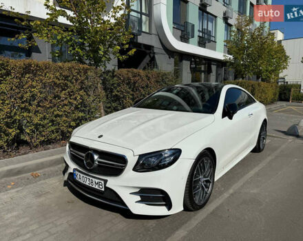 Білий Мерседес Е-Клас, об'ємом двигуна 3 л та пробігом 51 тис. км за 51900 $, фото 1 на Automoto.ua