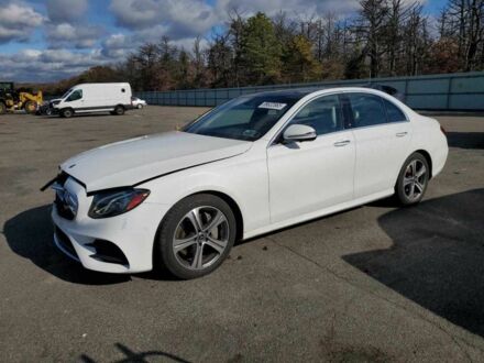 Белый Мерседес Е-Класс, объемом двигателя 2 л и пробегом 53 тыс. км за 9400 $, фото 1 на Automoto.ua