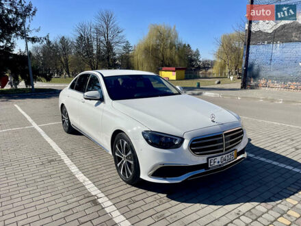 Мерседес Е-Класс 2021 в Луцке на Automoto.ua Белый Мерседес Е-Класс, объемом двигателя 1.95 л и пробегом 206 тыс. км за 35000 $, фото 1 на Automoto.ua