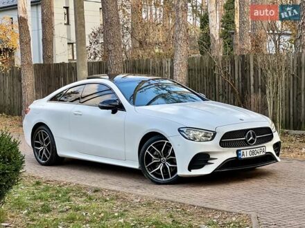 Мерседес Е-Класс 2021 в Киеве на Automoto.ua Белый Мерседес Е-Класс, объемом двигателя 2 л и пробегом 51 тыс. км за 52500 $, фото 1 на Automoto.ua