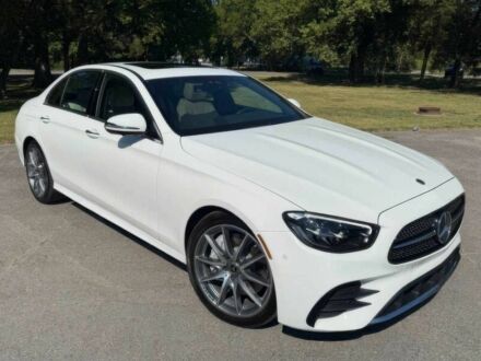Мерседес Е-Клас 2021 у Яремче на Automoto.ua Білий Мерседес Е-Клас, об'ємом двигуна 2 л та пробігом 33 тис. км за 31200 $, фото 1 на Automoto.ua