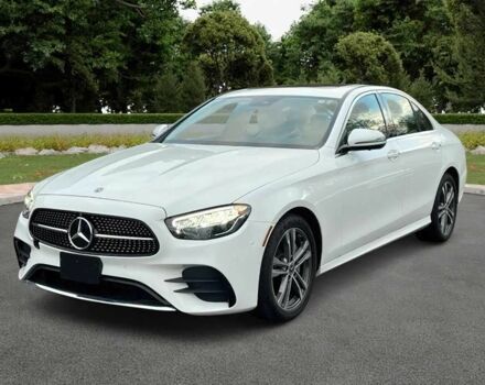 Белый Мерседес Е-Класс, объемом двигателя 2 л и пробегом 24 тыс. км за 18100 $, фото 1 на Automoto.ua