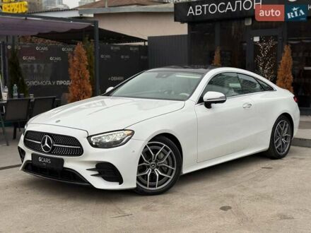 Белый Мерседес Е-Класс, объемом двигателя 3 л и пробегом 74 тыс. км за 59999 $, фото 1 на Automoto.ua