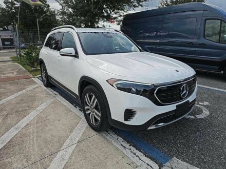 Мерседес Е-Класс 2023 в Харькове на Automoto.ua Белый Мерседес Е-Класс, объемом двигателя 0 л и пробегом 20 тыс. км за 19000 $, фото 1 на Automoto.ua