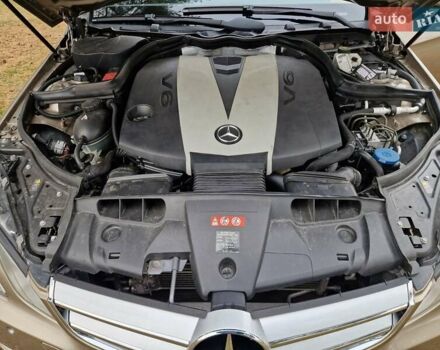Бежевый Мерседес Е-Класс, объемом двигателя 2.99 л и пробегом 202 тыс. км за 15000 $, фото 30 на Automoto.ua
