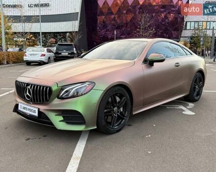 Бежевий Мерседес Е-Клас, об'ємом двигуна 2.99 л та пробігом 89 тис. км за 36990 $, фото 2 на Automoto.ua