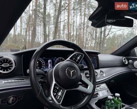 Бежевый Мерседес Е-Класс, объемом двигателя 3 л и пробегом 99 тыс. км за 48000 $, фото 6 на Automoto.ua