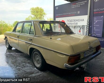 Бежевый Мерседес Е-Класс, объемом двигателя 2.4 л и пробегом 250 тыс. км за 4000 $, фото 2 на Automoto.ua