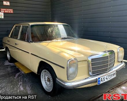 Бежевый Мерседес Е-Класс, объемом двигателя 2.4 л и пробегом 250 тыс. км за 4000 $, фото 1 на Automoto.ua