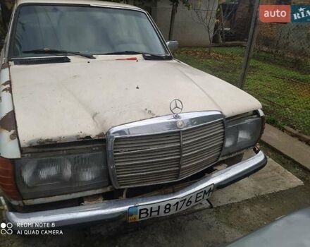 Бежевый Мерседес Е-Класс, объемом двигателя 2.4 л и пробегом 999 тыс. км за 600 $, фото 2 на Automoto.ua