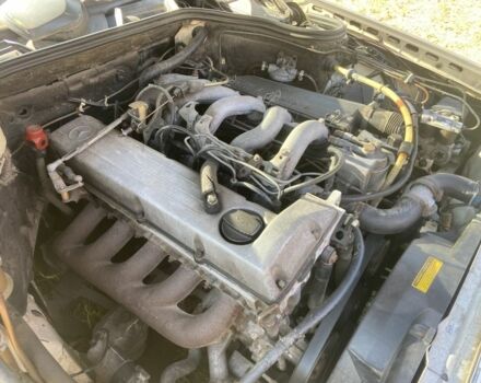 Мерседес Е-Класс 1987 в Кривом Роге на Automoto.ua Бежевый Мерседес Е-Класс, объемом двигателя 2.5 л и пробегом 306 тыс. км за 2300 $, фото 5 на Automoto.ua