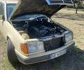 Мерседес Е-Класс 1987 в Кривом Роге на Automoto.ua Бежевый Мерседес Е-Класс, объемом двигателя 2.5 л и пробегом 306 тыс. км за 2300 $, фото 6 на Automoto.ua