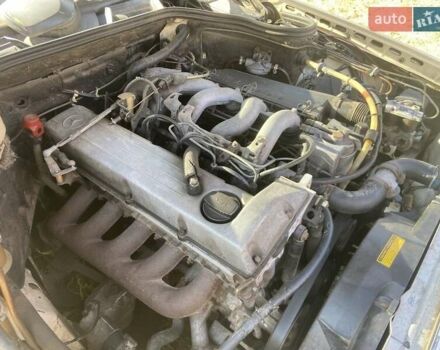 Бежевый Мерседес Е-Класс, объемом двигателя 2.5 л и пробегом 306 тыс. км за 2200 $, фото 4 на Automoto.ua