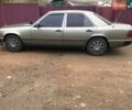 Бежевый Мерседес Е-Класс, объемом двигателя 2 л и пробегом 150 тыс. км за 2600 $, фото 1 на Automoto.ua